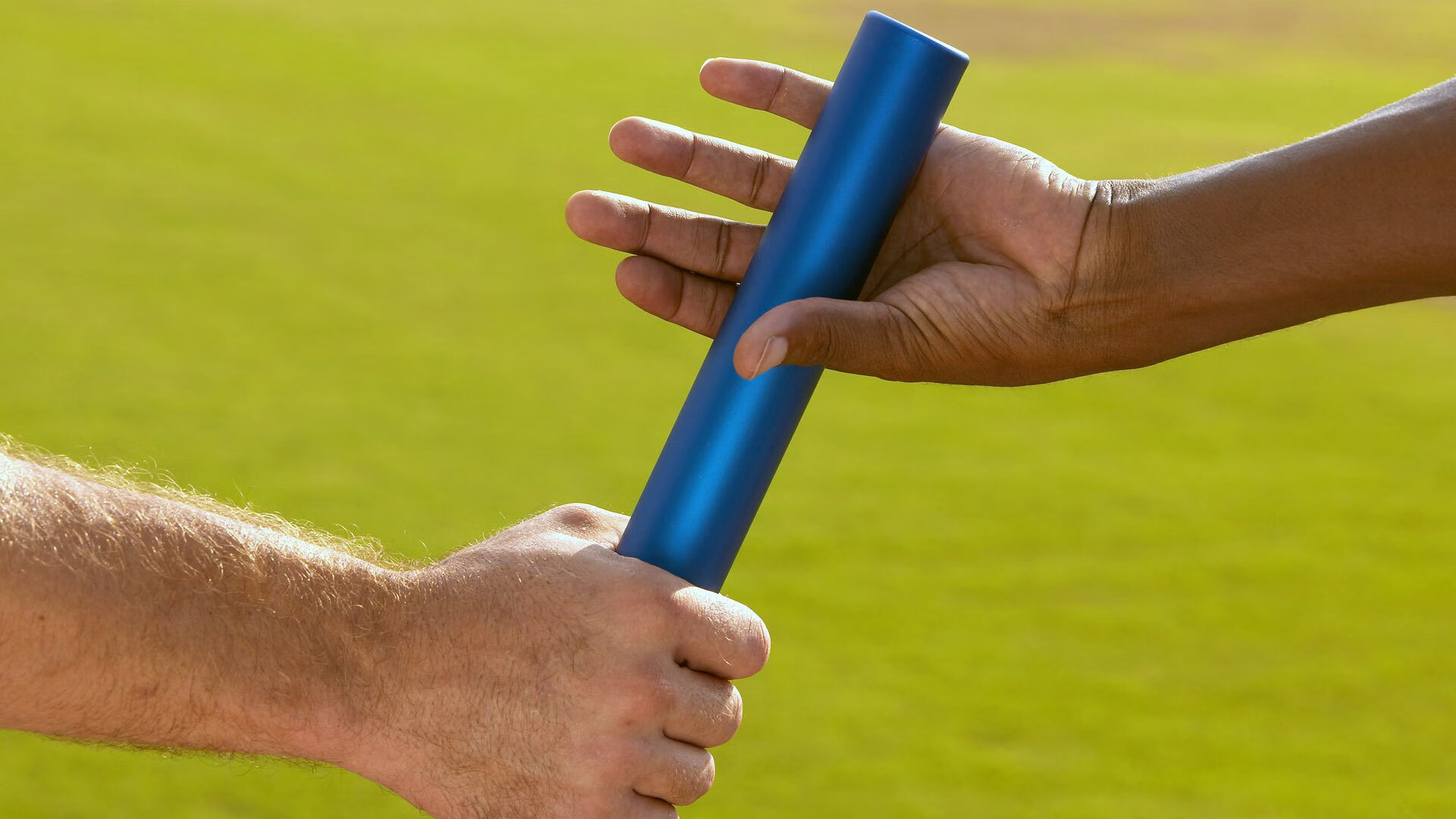 水球对抗赛突尼斯打出整体配合,水球身体对抗